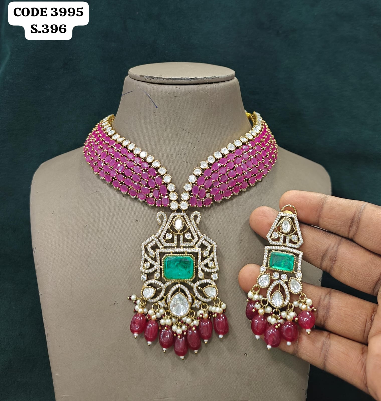 Necklace Set 026